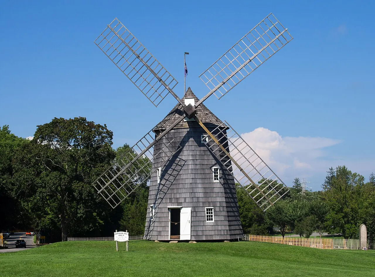 Hook Windmill in East Hampton